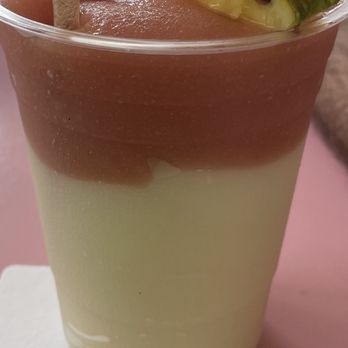 Clevelander - Miami vice - Sports Bars Near Me - Miami Beach, Florida