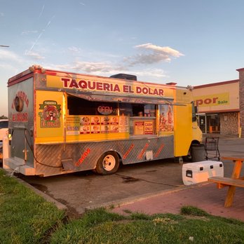 Taqueria El Dolar - a food truck parked in front of a restaurant - Mexican Near Me - Oklahoma City, Oklahoma