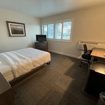 Inn At Moss Landing Point - Hotels Near Me - Moss Landing, California