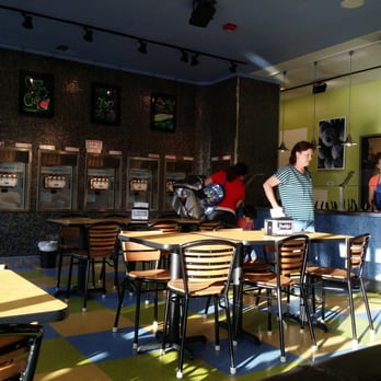 Toppins Frozen Yogurt - people in a restaurant - Ice Cream & Frozen Yogurt Near Me - Oak Harbor, Washington Toppins Frozen Yogurt - people in a restaurant - Ice Cream & Frozen Yogurt Near Me - Oak Harbor, Washington