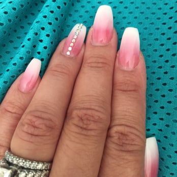 Luxe Nail Bar Salon - Pink and white American Ombré! Staffini(sp) created this masterpiece! - Nail Salons Near Me - Tucker, Georgia Luxe Nail Bar Salon - Pink and white American Ombré! Staffini(sp) created this masterpiece! - Nail Salons Near Me - Tucker, Georgia