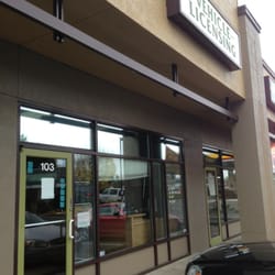 Kitsap Auto Licensing - In a small Strip Mall right off Kitsap Way.....