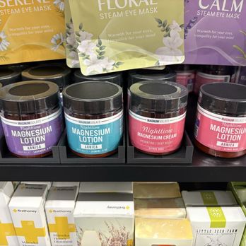 Wonderful Matcha - Magnesium - Tea Rooms Near Me - La Grange, Illinois