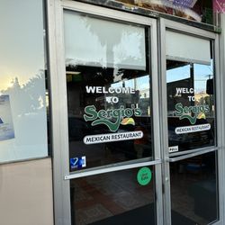 Sergio's Mexican Restaurant - Front doors