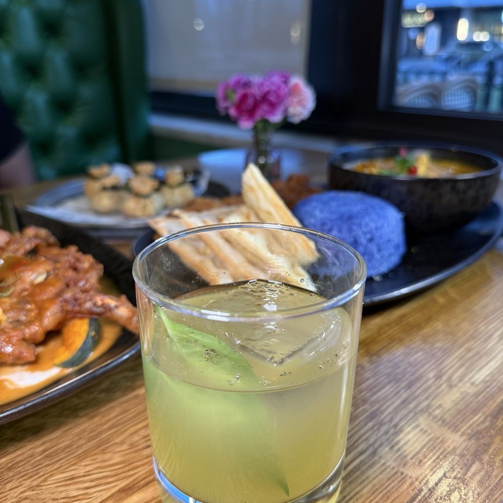 Dok Khao Thai Eatery - Thai Near Me - Columbia, Maryland