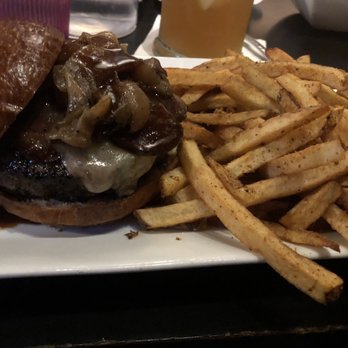 The Bad Apple - The Southern Dandy (with Chipotle fries) - Burgers Near Me - Chicago, Illinois The Bad Apple - The Southern Dandy (with Chipotle fries) - Burgers Near Me - Chicago, Illinois