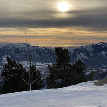 Powder Mountain - Ski Resorts Near Me