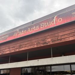 4cats Art Studio - Distressed front sign. Could use an update