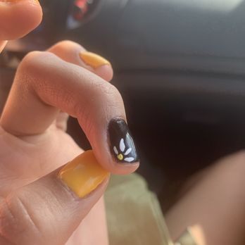 Cozy Nails & Spa - The flower is horribly done... - Nail Salons Near Me - Tucson, Arizona Cozy Nails & Spa - The flower is horribly done... - Nail Salons Near Me - Tucson, Arizona