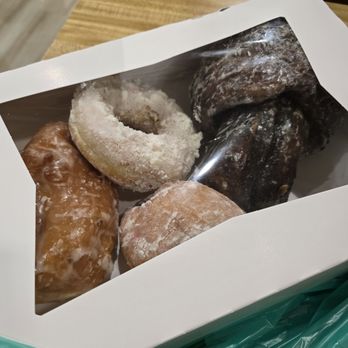 Beccas Bakery - Bakeries Near Me - Flemington, New Jersey