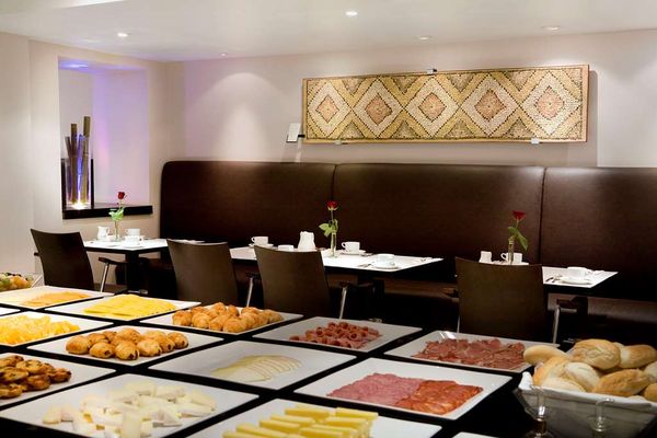 The Caesar Hotel by null