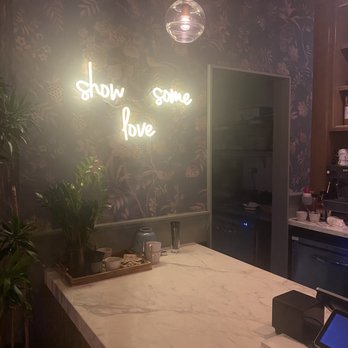 etta - Bucktown - Café decor - Pizza Near Me - Chicago, Illinois