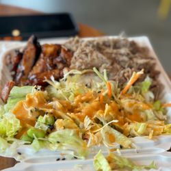 Ono Hawaiian BBQ - Aloha plate - Kalua Combo