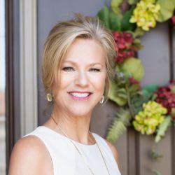 Kelly Miller  - Hometown Realty Group - When my clients' smile, I smile!  I love the opportunity to serve buyers and sellers in our ever changing real estate market.  #grateful