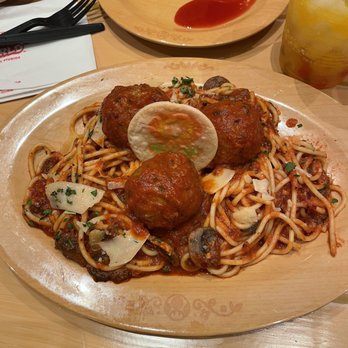 Toadstool Cafe - Fire Flower Spaghetti and Meatballs - Cafes Near Me - Universal City, California