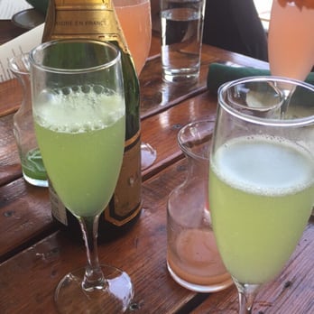 Odd Duck - Mimosas with fresh seasonal juices - American Near Me - Austin, Texas