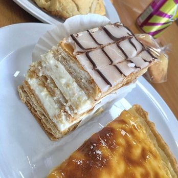 Chic French Bakery Cafe - Bakeries Near Me - Killeen, Texas