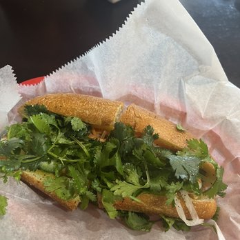 Tada’s Kitchen - Tofu bánh mì - Vietnamese Near Me - Brandon, Florida Tada’s Kitchen - Tofu bánh mì - Vietnamese Near Me - Brandon, Florida