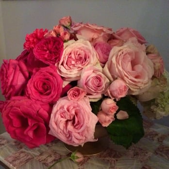 41st Flower Design Studio - One of our centerpieces. We asked for a pink ombré look, and 41st Flower sure delivered! - Florists Near Me - Rockville, Maryland 41st Flower Design Studio - One of our centerpieces. We asked for a pink ombré look, and 41st Flower sure delivered! - Florists Near Me - Rockville, Maryland