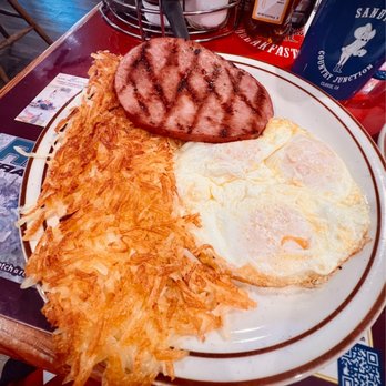 Sandy's Country Junction - Ham & Eggs w/ Hash Browns and English muffin - Coffee & Tea Near Me - Clovis, California Sandy's Country Junction - Ham & Eggs w/ Hash Browns and English muffin - Coffee & Tea Near Me - Clovis, California