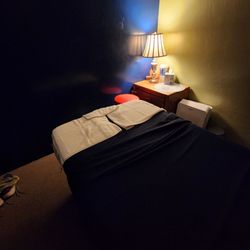 Sanctuary Holistic Therapy - The clean room where I had my massage.