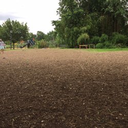 Colonial Place Greenway Dog Park - Large area for the dogs to run