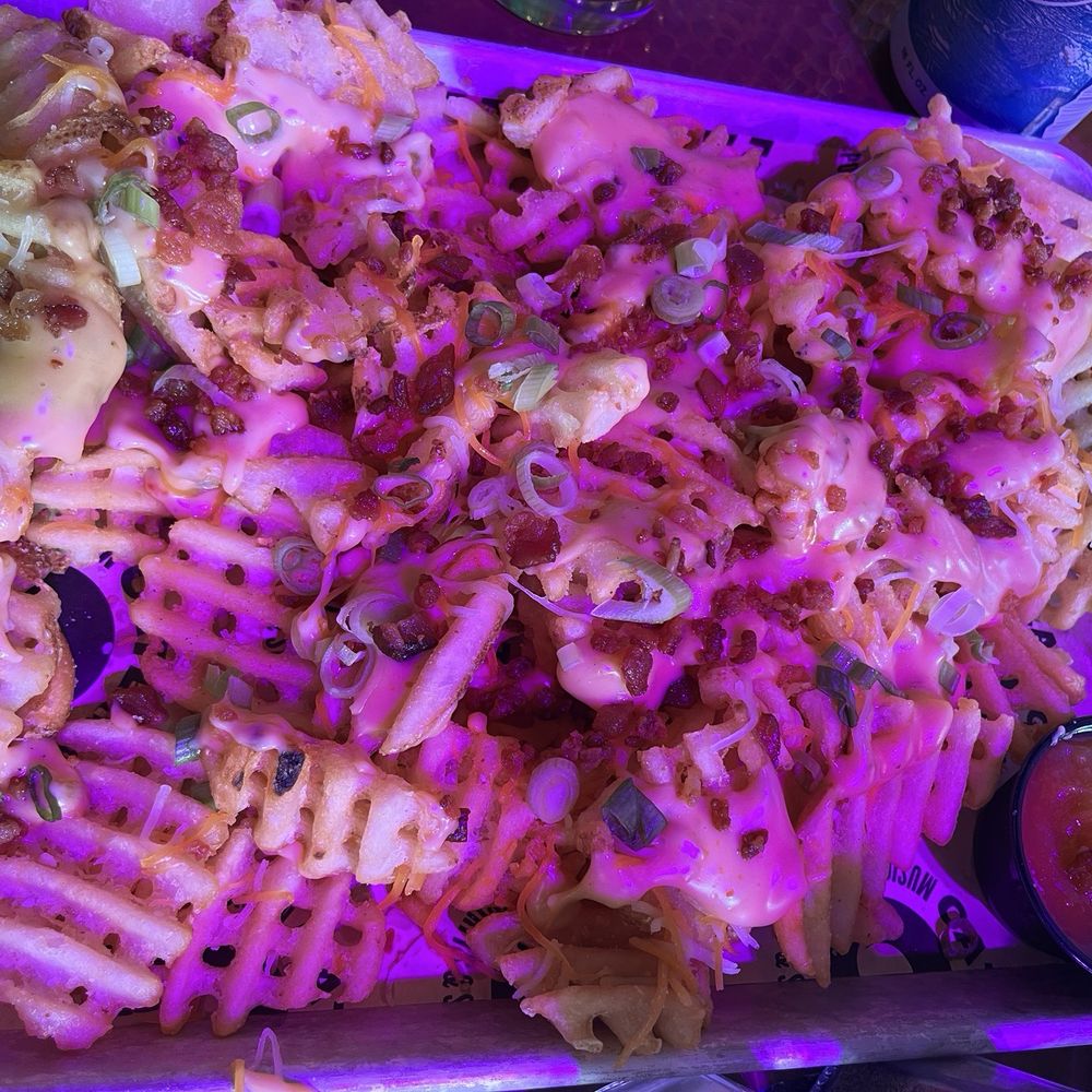 Category 10 - Waffle nachos - Bars Near Me - Nashville, Tennessee Category 10 - Waffle nachos - Bars Near Me - Nashville, Tennessee