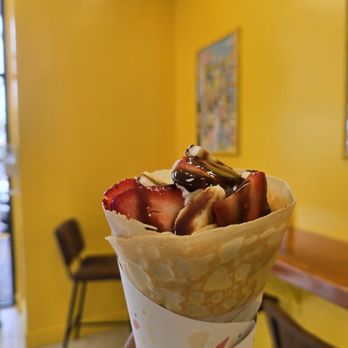 Roll Creperie - Strawberry banana chocolate - Creperies Near Me - Mililani, Hawaii Roll Creperie - Strawberry banana chocolate - Creperies Near Me - Mililani, Hawaii