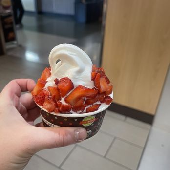 Red Mango - Ice Cream & Frozen Yogurt Near Me - Las Vegas, Nevada