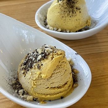 Mana Restaurant - The best palate cleanser - Thai tea sorbet with carbonated sugar pop rocks - New American Near Me - Leavenworth, Washington