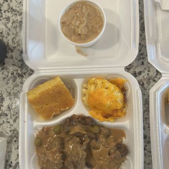 Charlene's Home Cooking - Ox tails, corn bread, big Lima beans, and mac n cheese - Soul Food Near Me - Moore, South Carolina Charlene's Home Cooking - Ox tails, corn bread, big Lima beans, and mac n cheese - Soul Food Near Me - Moore, South Carolina