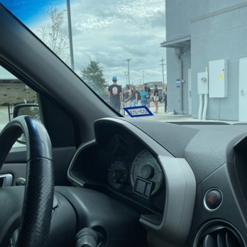 Dutch Bros Coffee - Juice Bars & Smoothies Near Me - Hudson Oaks, Texas Dutch Bros Coffee - Juice Bars & Smoothies Near Me - Hudson Oaks, Texas