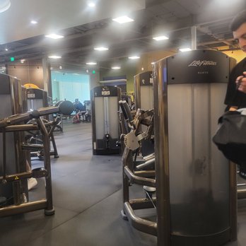 Gold's Gym - Gyms Near Me - Montclair, California Gold's Gym - Gyms Near Me - Montclair, California