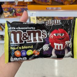 Walgreens - M&M's ghoul's blend