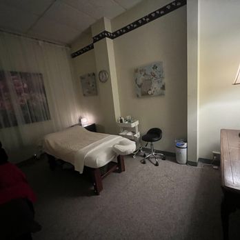 Hong Kong Hollywood spa - Massage Near Me - Millbrae, California