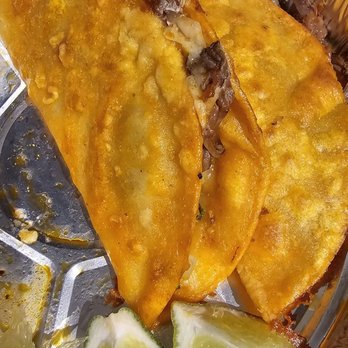 Tacos El Cholo - Birria tacos. Amazing! - Food Trucks Near Me - Longview, Washington Tacos El Cholo - Birria tacos. Amazing! - Food Trucks Near Me - Longview, Washington