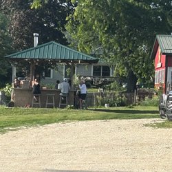 Double B Farm Country Store & Cafe - Pizza oven