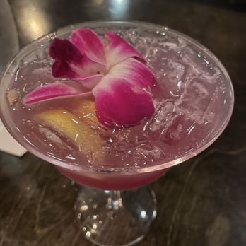 The Mystic Kitchen & Tasting Room - All the drinks were beautiful and delicious. - Cocktail Bars Near Me - Bloomington, Illinois