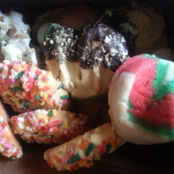 Zeppe's Italian Market - Cookies from Zeppe's! - Italian Near Me - Naperville, Illinois
