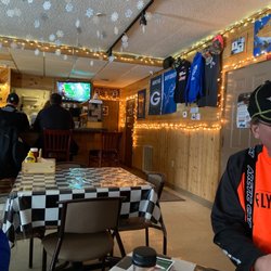 The Pitstop Bar & Grill - The bar/ restaurant
