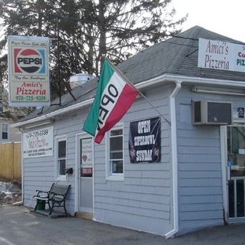 Amici's Pizzeria - Pizza Near Me - North Andover, Massachusetts