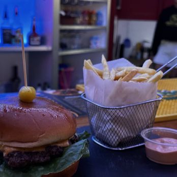 Taboo Lounge - Burger fries and a beer - Lounges Near Me - Dallas, Texas