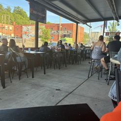 Garage Bar and Grill - Outdoor patio
