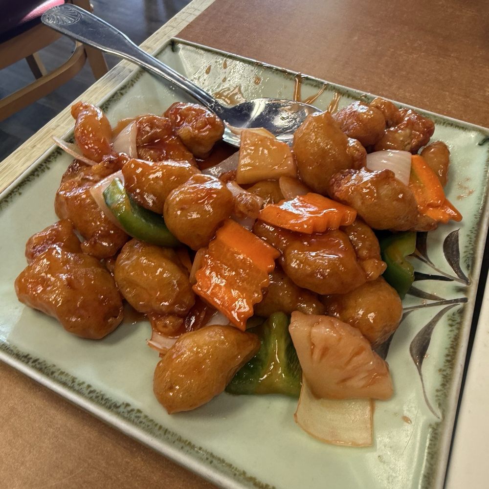 Ming's Garden - Sweet and sour chicken - Chinese Near Me - Livermore, California Ming's Garden - Sweet and sour chicken - Chinese Near Me - Livermore, California