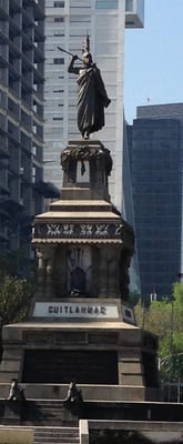 Monument to Cuauhtémoc by null