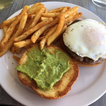 Mour Cocina | Bodega - Sweet and spicy burger - Wine Bars Near Me - Austin, Texas Mour Cocina | Bodega - Sweet and spicy burger - Wine Bars Near Me - Austin, Texas