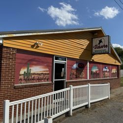 El Jinete Mexican Restaurant - View from front of the restaurant