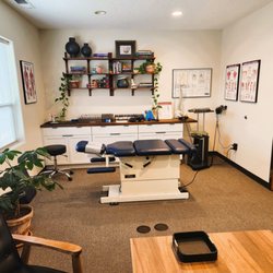 Red Mountain Natural Medicine - Dr. Rostenberg provides care in his primary treatment room