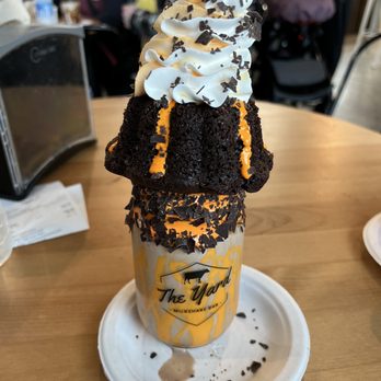 The Yard Milkshake Bar - Ice Cream & Frozen Yogurt Near Me - Vancouver, Washington