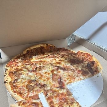 Pie-Eyed Pizzeria - Pizza Near Me - Chicago, Illinois Pie-Eyed Pizzeria - Pizza Near Me - Chicago, Illinois